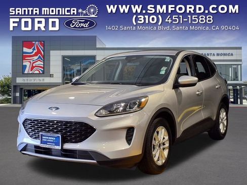 Certified 2020 Ford Escape SE FWD image 1