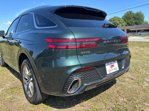 Used 2023 Genesis GV70 2.5T w/ Advanced Package AWD/4WD image 39