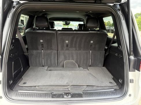 Used 2022 Jeep Wagoneer Series II AWD/4WD image 11