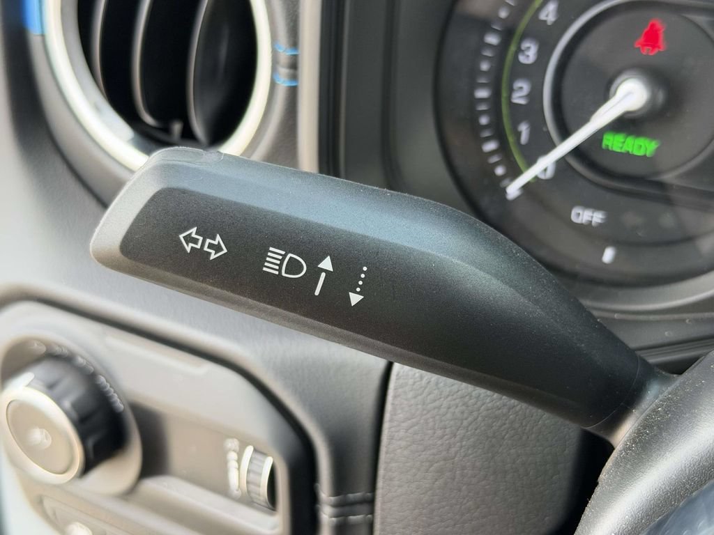 Used 2024 Jeep Wrangler High Altitude AWD/4WD image 26