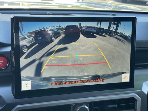 Used 2025 Toyota Tacoma TRD Off-Road w/ TRD Off Road Upgrade Package image 15