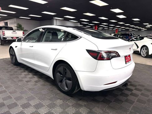 Used 2018 Tesla Model 3 Long Range RWD image 11