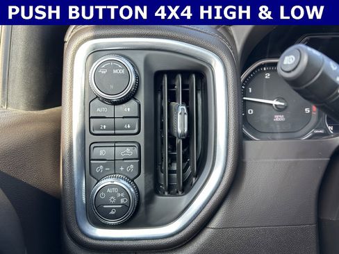 Used 2022 GMC Sierra 3500 Denali image 19