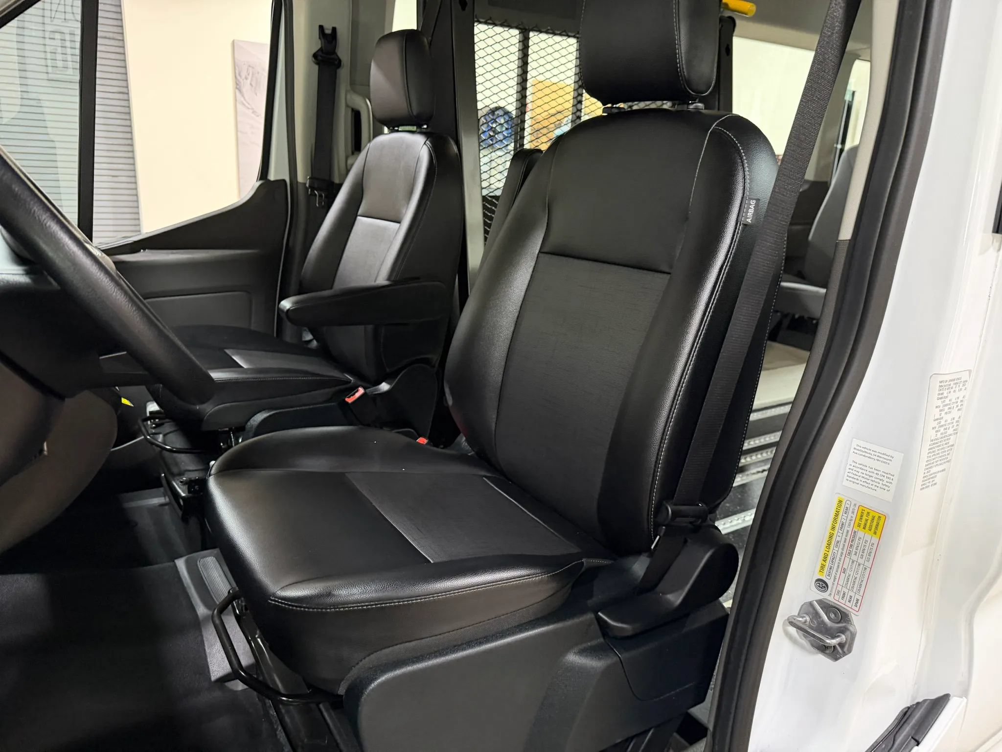 Used 2023 Ford Transit 350 XL RWD image 38