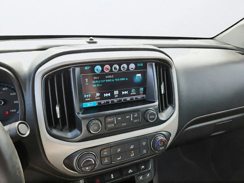 Used 2017 GMC Canyon SLT w/ Trailering Package AWD/4WD image 16