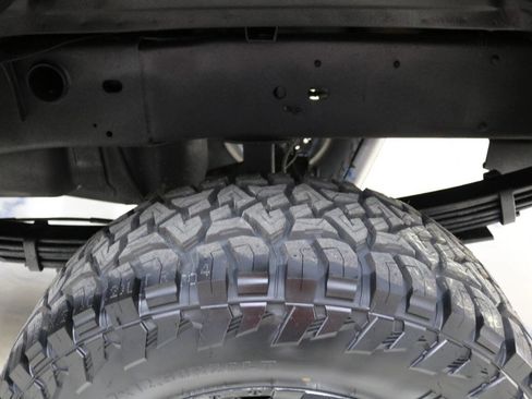 Used 2006 GMC Sierra 2500 SLT w/ Heavy-Duty Power Package image 26