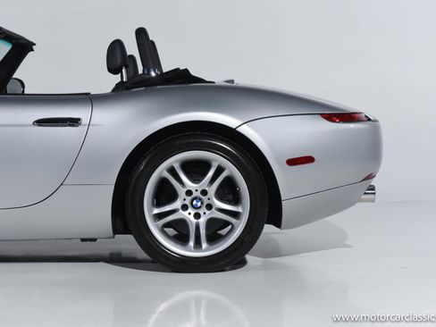 Used 2001 BMW Z8 image 21