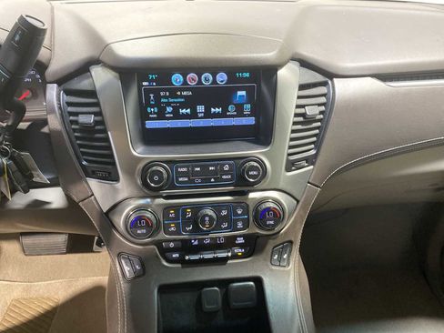Used 2019 Chevrolet Tahoe LT RWD image 16