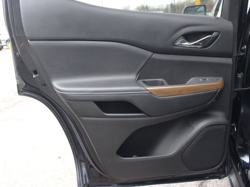 Certified 2021 GMC Acadia SLE image 26