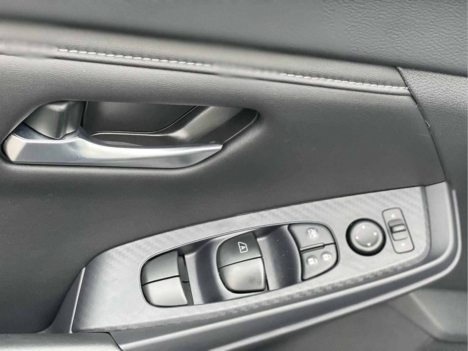 Used 2024 Nissan Sentra SV w/ All-Weather Package FWD image 24