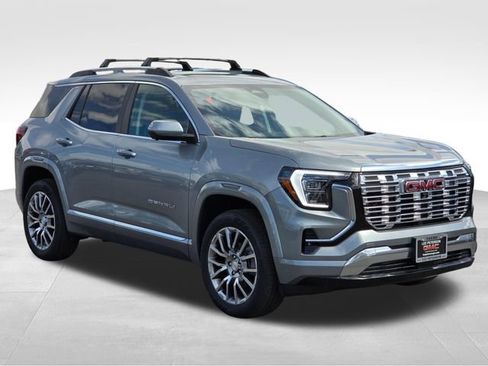 New 2026 GMC Terrain Denali w/ LPO, Floor Liner Package AWD/4WD image 7