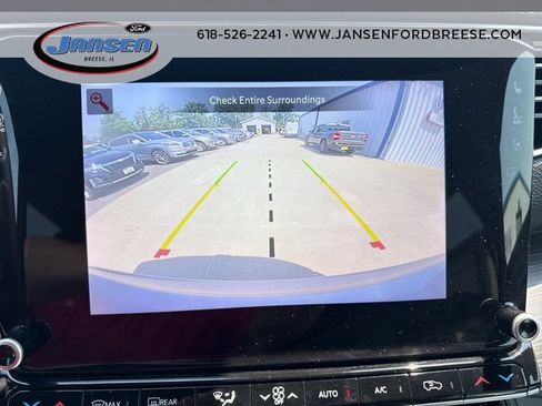 Used 2024 Jeep Wagoneer L Series II w/ Premium Group I image 11