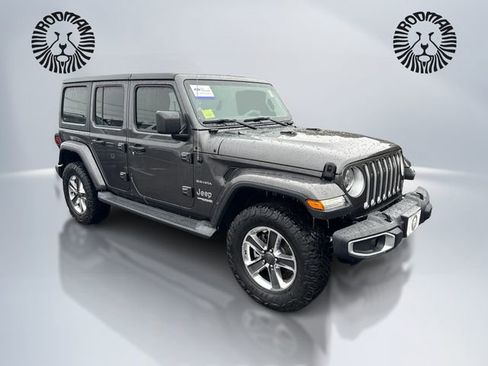 Used 2020 Jeep Wrangler Unlimited Sahara image 3