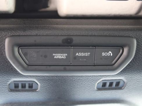 Used 2022 Jeep Gladiator Overland AWD/4WD image 40