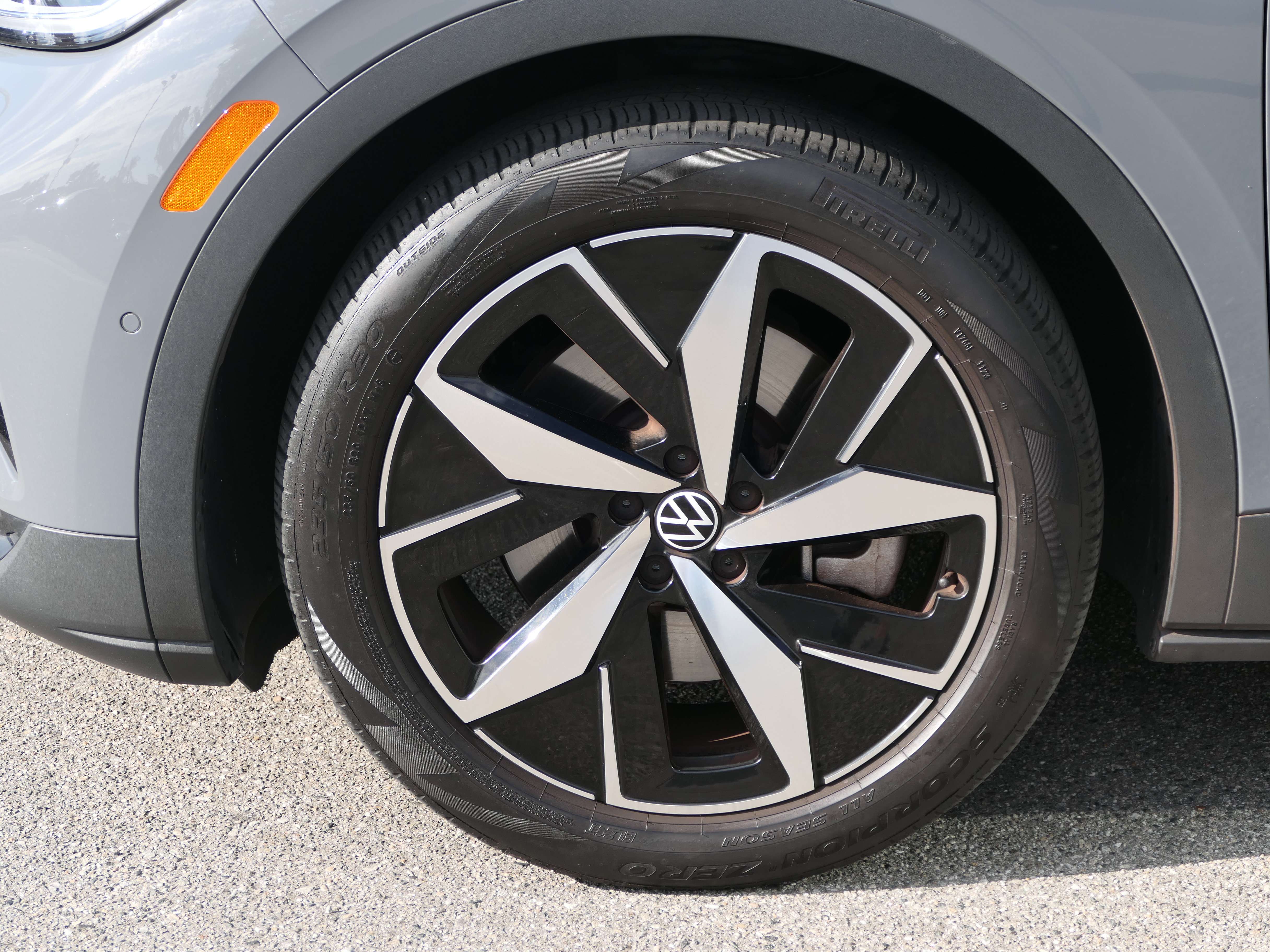 Used 2023 Volkswagen ID.4 Pro RWD image 10