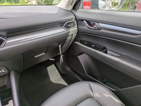 New 2025 MAZDA CX-5 AWD 2.5 S w/ Select Package image 17