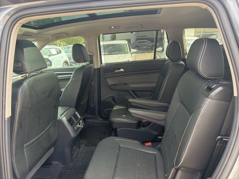 Certified 2023 Volkswagen Atlas SE w/ Panoramic Sunroof Package image 25