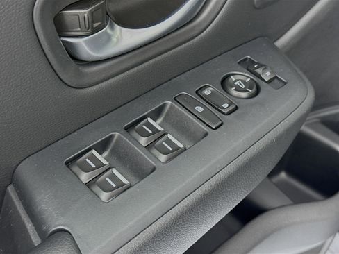 Certified 2025 Honda Pilot EX-L image 17