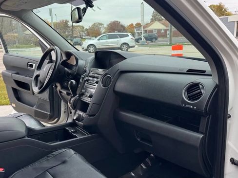 Used 2014 Honda Pilot Touring image 10