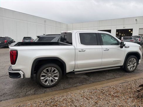 Used 2021 GMC Sierra 1500 Denali w/ Denali Ultimate Package AWD/4WD image 2