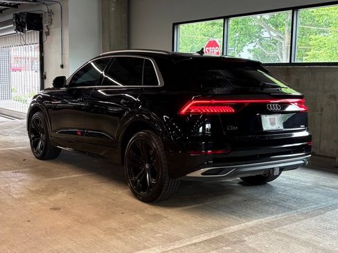 Used 2019 Audi Q8 Prestige w/ Towing Package AWD/4WD image 3