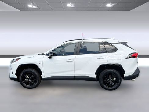 Certified 2023 Toyota RAV4 XLE w/ Convenience Package FWD image 2