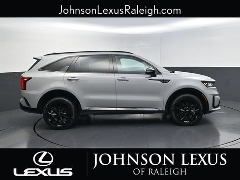 Used 2022 Kia Sorento SX AWD/4WD image 6