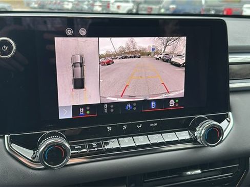 Used 2023 GMC Canyon Elevation w/ Convenience Package image 30