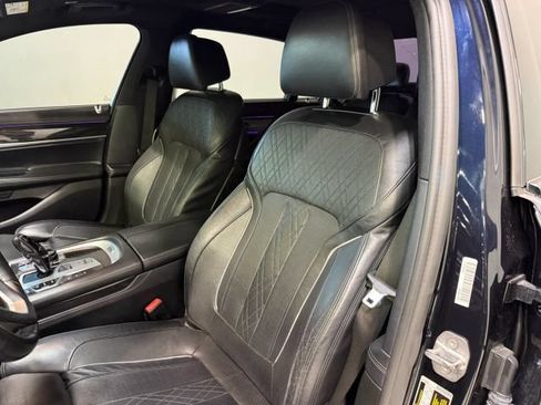 Used 2017 BMW 750i xDrive AWD/4WD image 21