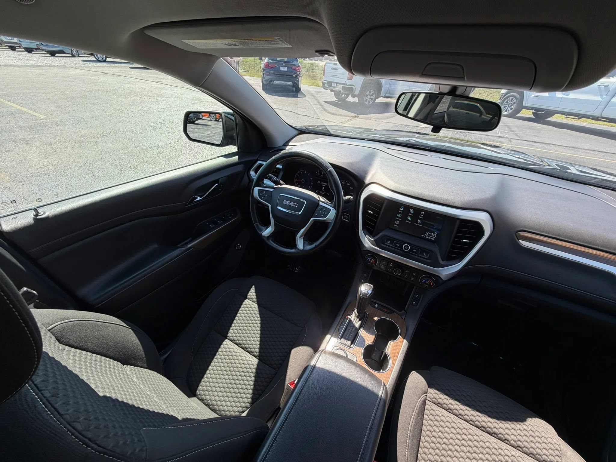 Used 2019 GMC Acadia SLE FWD image 37