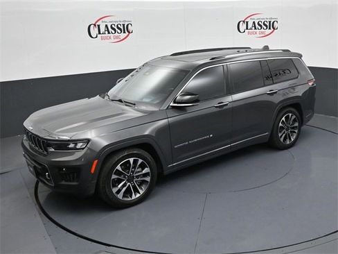 Used 2022 Jeep Grand Cherokee L Overland w/ Advanced Protech Group III image 16