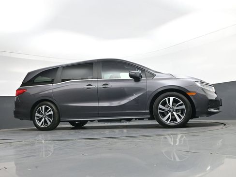 Used 2023 Honda Odyssey Touring image 40