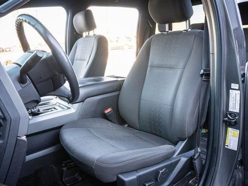 Used 2018 Ford F150 XLT w/ Equipment Group 302A Luxury image 13