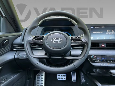 New 2025 Hyundai Elantra Sport FWD image 9
