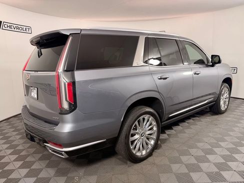 Used 2021 Cadillac Escalade Premium Luxury w/ Driver Assist Tech Package AWD/4WD image 6