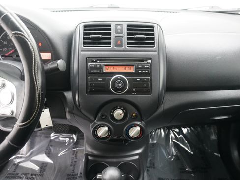 Used 2014 Nissan Versa S Plus FWD image 17