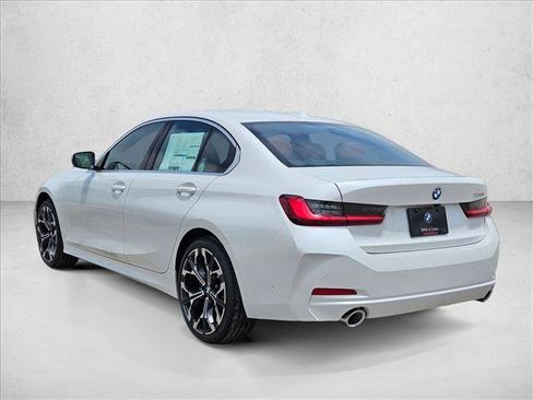 Certified 2025 BMW 330i Sedan w/ Convenience Package image 8