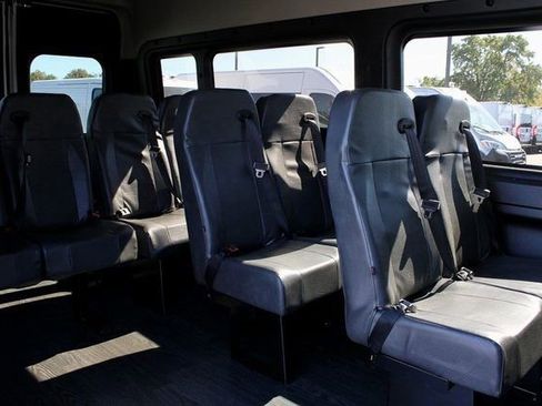 New 2024 RAM ProMaster 2500 w/ Convenience Group image 11