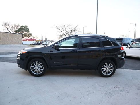 Used 2018 Jeep Cherokee Limited image 5