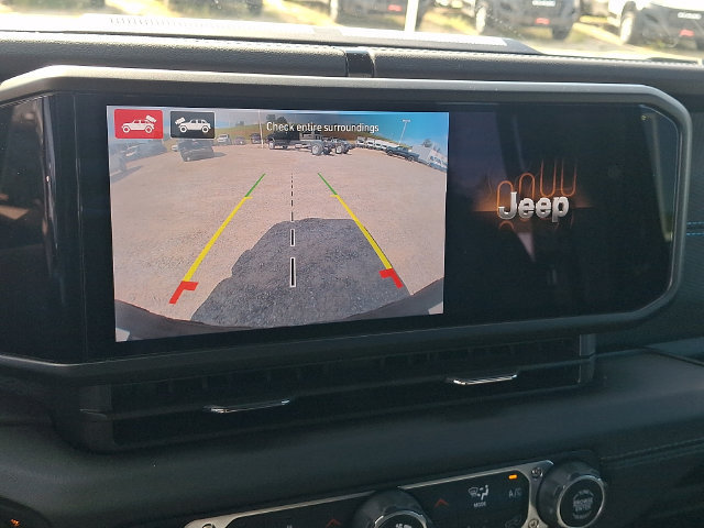 Used 2024 Jeep Wrangler Unlimited Rubicon 4xe AWD/4WD image 18