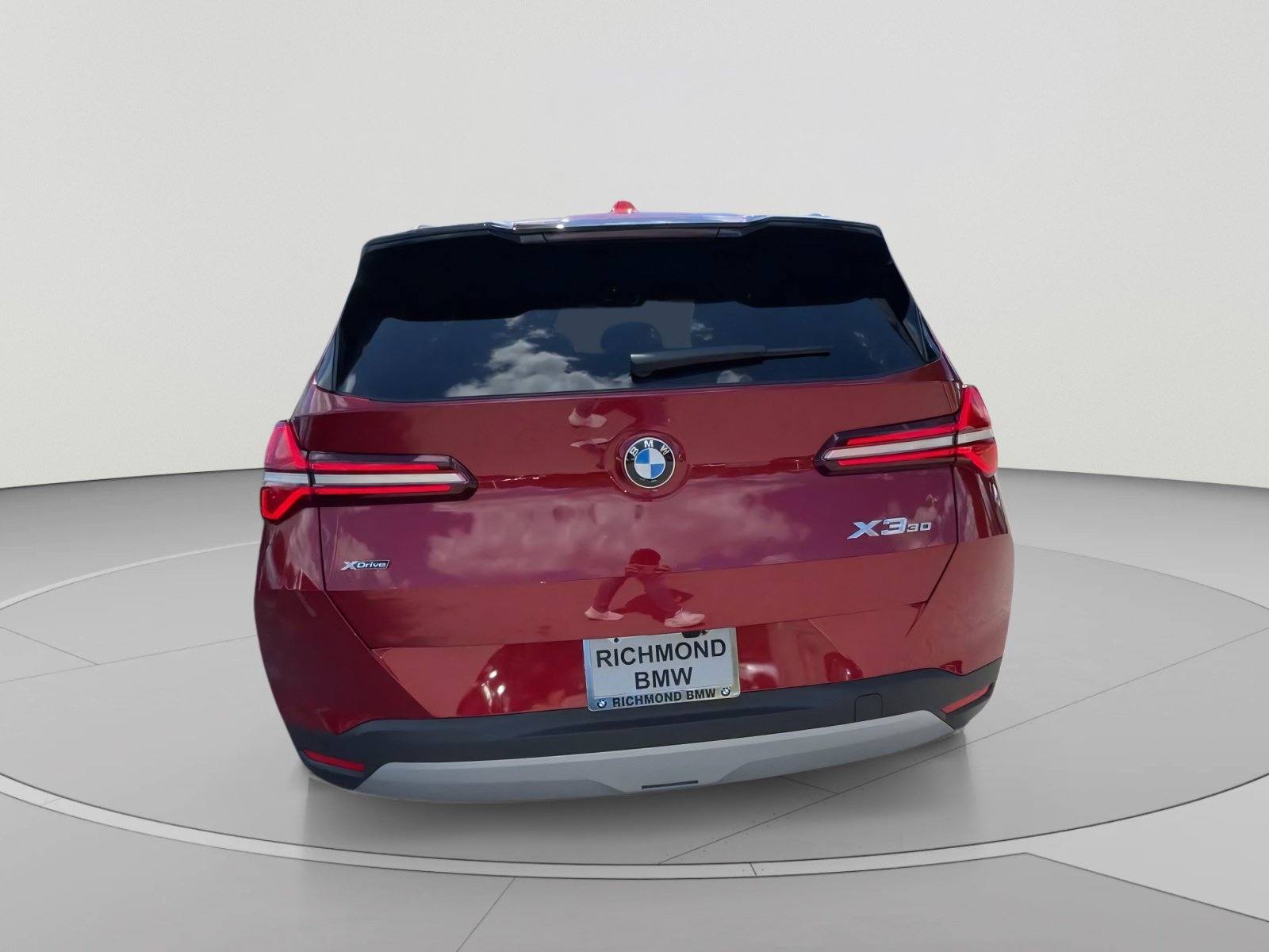 Used 2025 BMW X3 xDrive30i w/ Premium Package AWD/4WD image 7