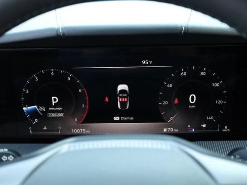 Certified 2025 Nissan Murano SV AWD/4WD image 10