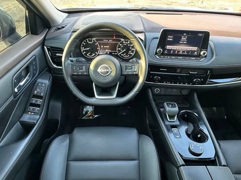 Used 2023 Nissan Rogue SL AWD/4WD image 32
