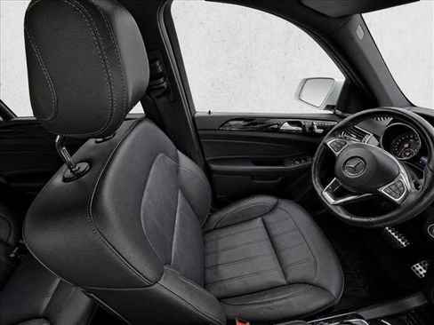 Certified 2019 Mercedes-Benz GLE 400 4MATIC image 16