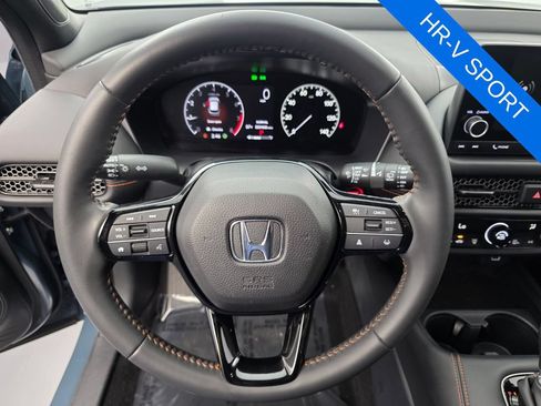 Used 2024 Honda HR-V Sport image 17