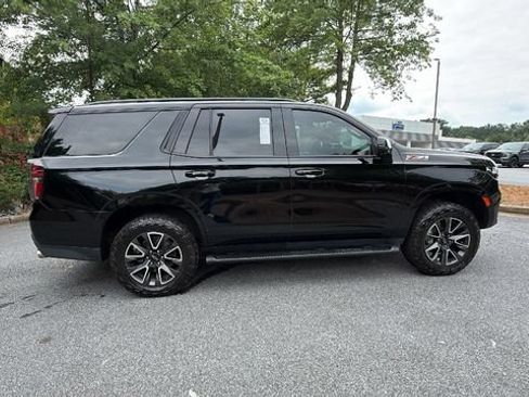 Used 2022 Chevrolet Tahoe Z71 w/ Z71 Off-Road Package AWD/4WD image 8