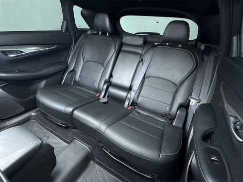 Used 2022 INFINITI QX50 Luxe w/ Appearance Package image 39