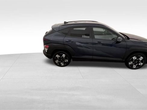 Certified 2025 Hyundai Kona SEL image 3