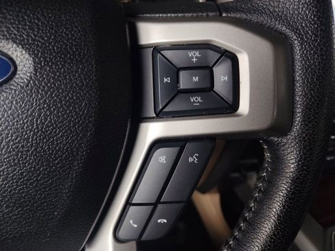 Used 2016 Ford F150 Lariat image 25