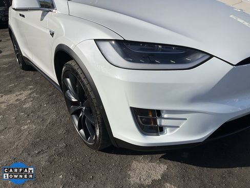 Used 2019 Tesla Model X P100D image 85